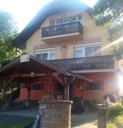 Ország Apartmanház Zalakaros Exterior foto