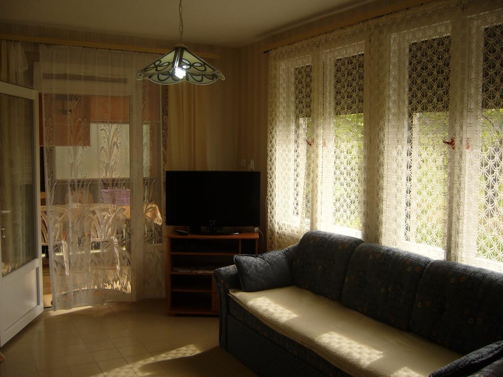 Ország Apartmanház Zalakaros Exterior foto